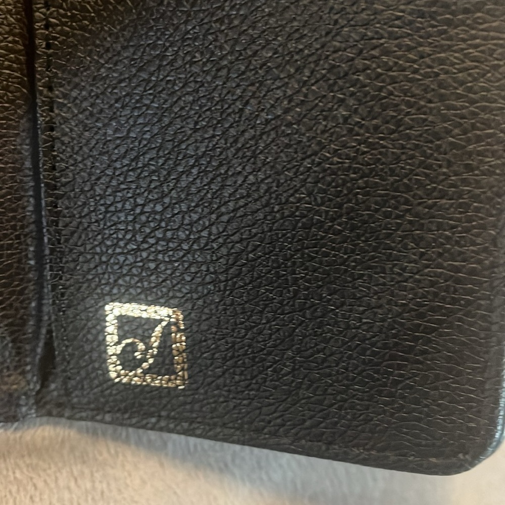 Stone Mountain Leather Wallet - Picture 4 of 9